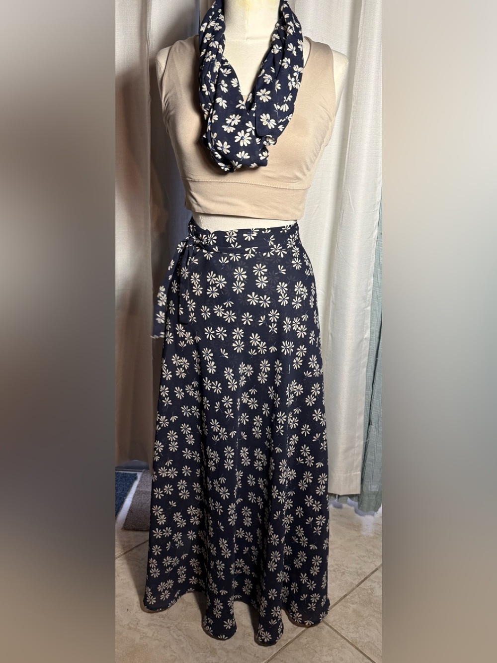 Express Navy Midi Wrap Skirt with White Daisy Pattern